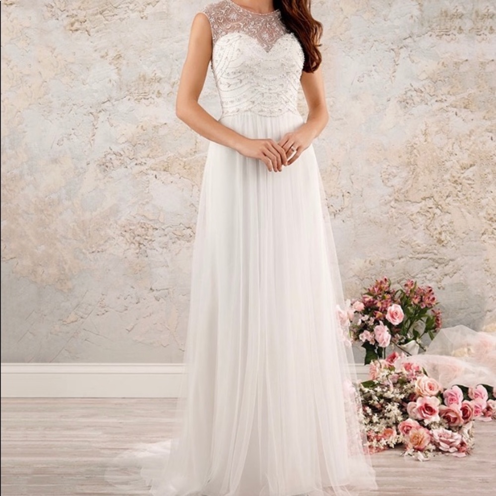 Alfred Angelo Modern Vintage Wedding Dress